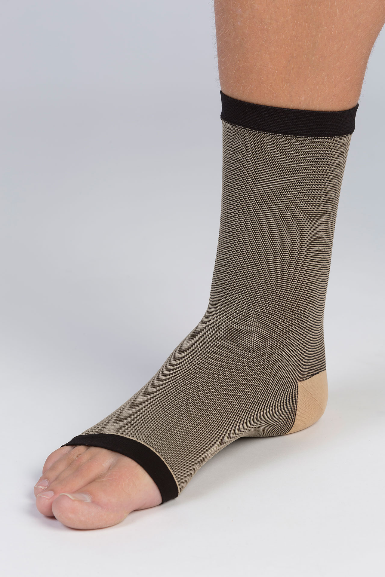 Elastic Slip-On Calf Support - Everfit Healthcare Australia Largest  Equipment SuperStore! Quality and Savings!